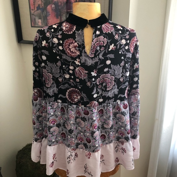 Gorgeous Loft Top Blouse M - Picture 1 of 7